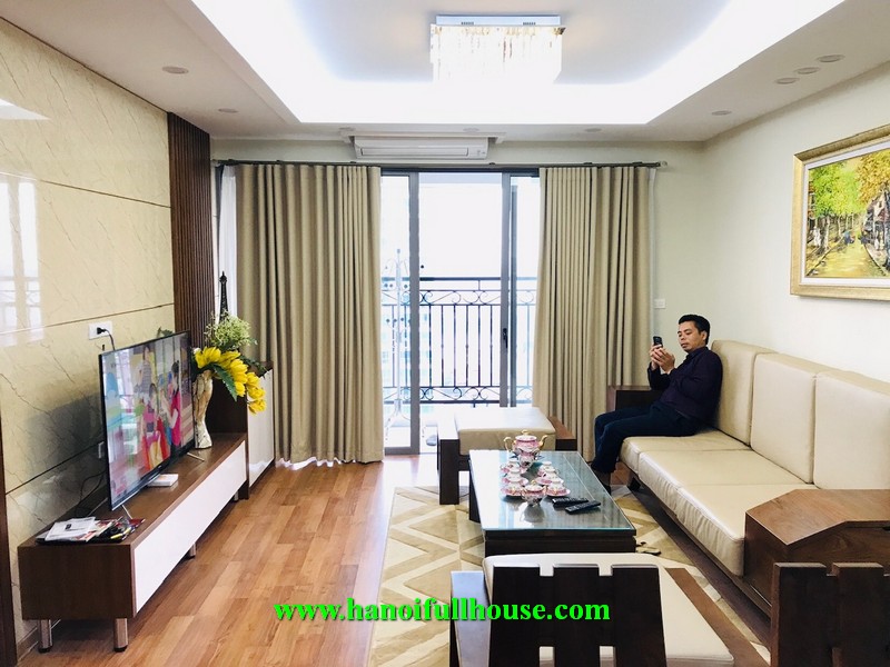 Offer 3-bedroom apartment at D'Leroi Soleil on Xuan Dieu street, Tay Ho. Westlake view apartment